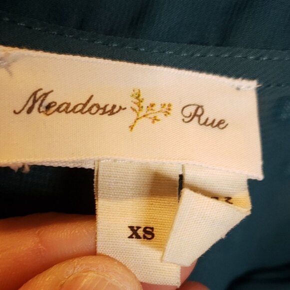 Meadow Rue Womens Green Sleeveless Knit Top Sheer Swiss Dot Detail XS - Picture 5 of 7